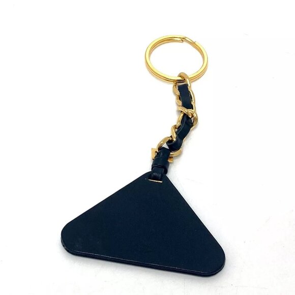 CHANEL 94P Triangular plate Charm key ring accessories, small items Key ring - Picture 2 of 12